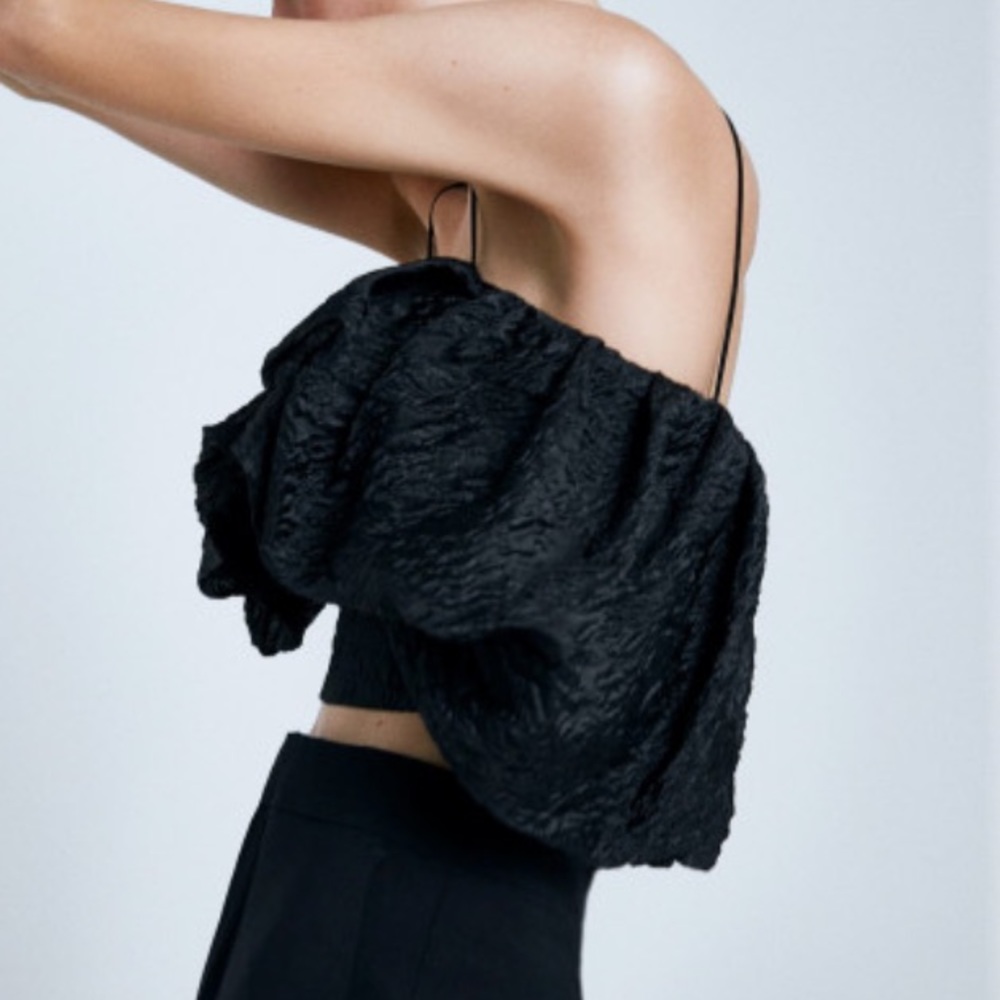 Cropped top - Picture 2 of 5
